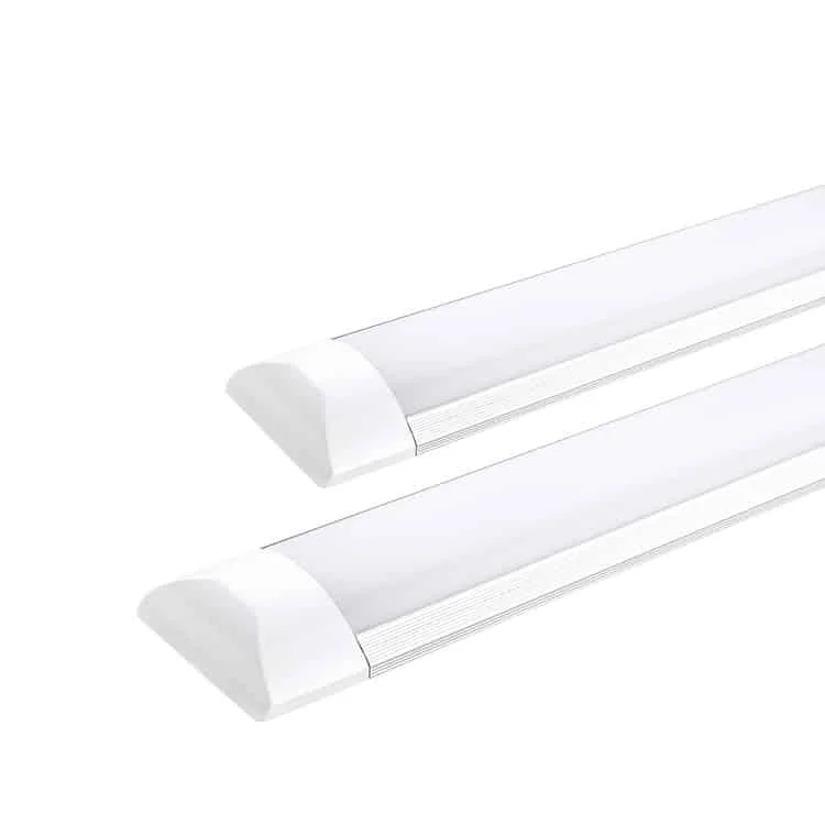 23 mm yüksekliğinde IP44 iç mekân bant armatürler