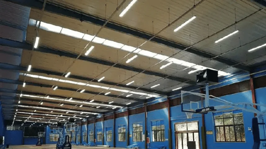 Dış etkilere açık alanlar için lineer LED armatür