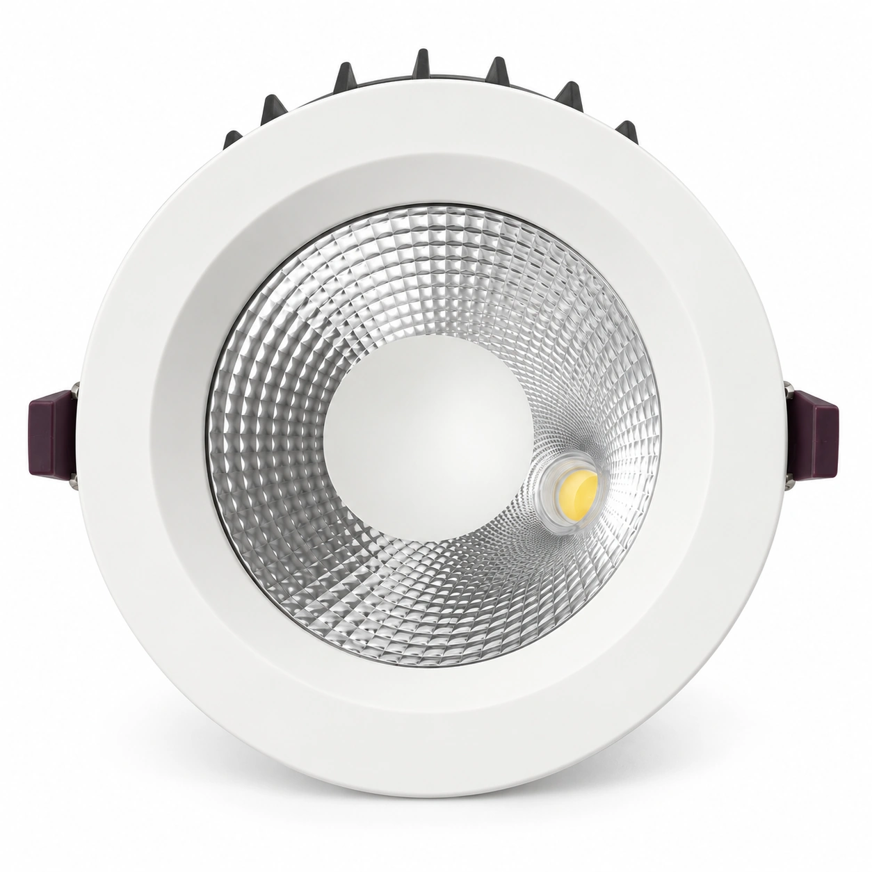 Geniş deliklerde armatür değişimi için downlight